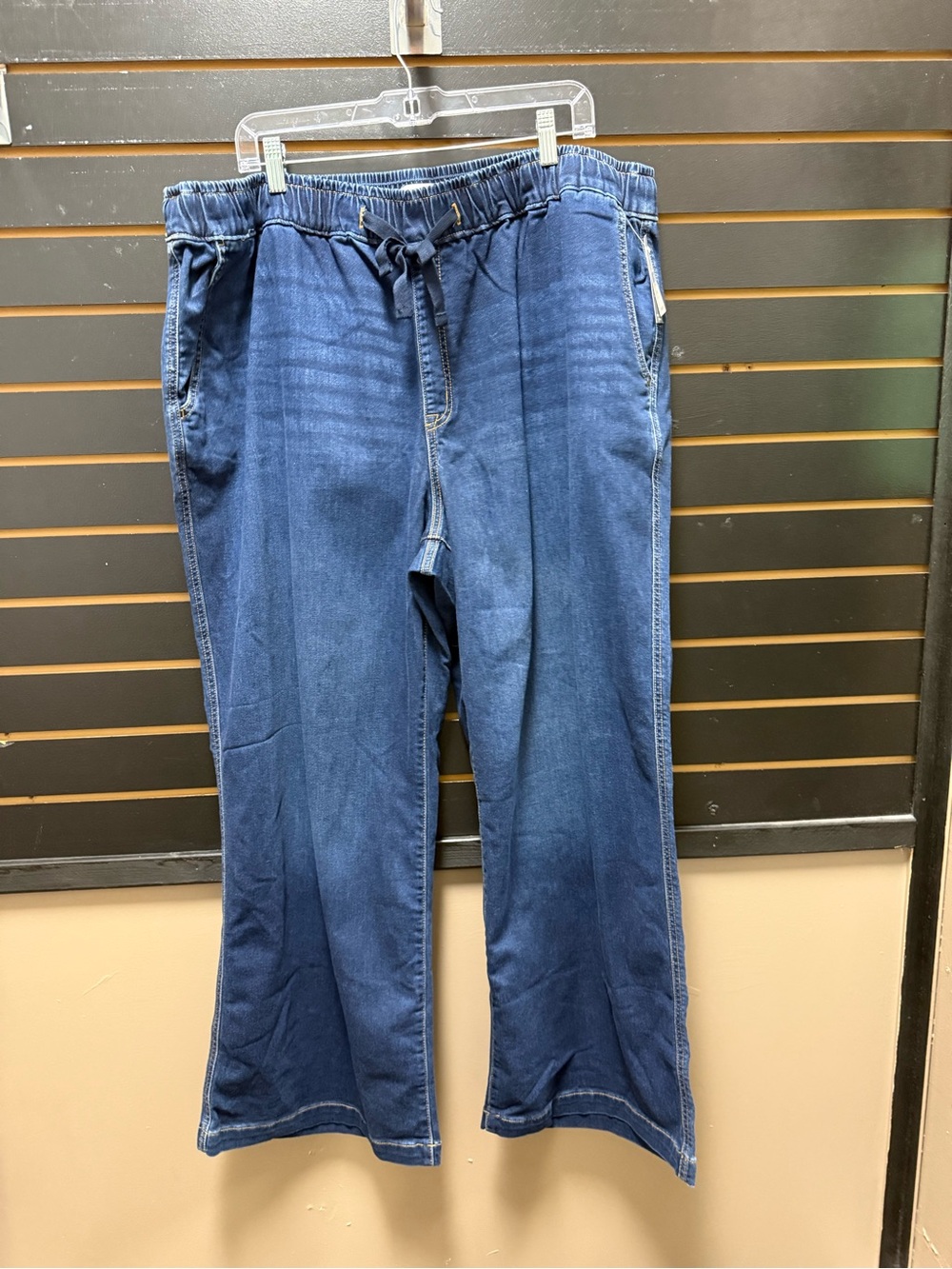 NWT Lane Bryant Pull On Wide Leg Jeans Size 22 High Rise Dark Wash